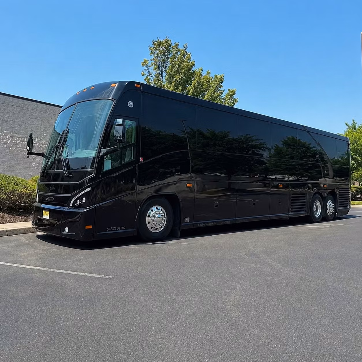 let yorbalindacharterbuscompany com handle the logistics for yorba linda airport and base transfers