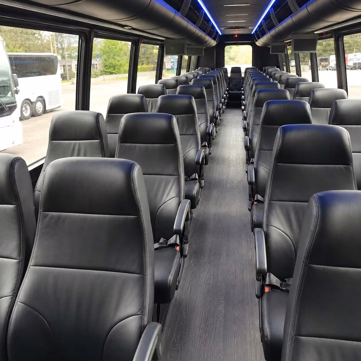 yorba linda 35 passenger minibus rental